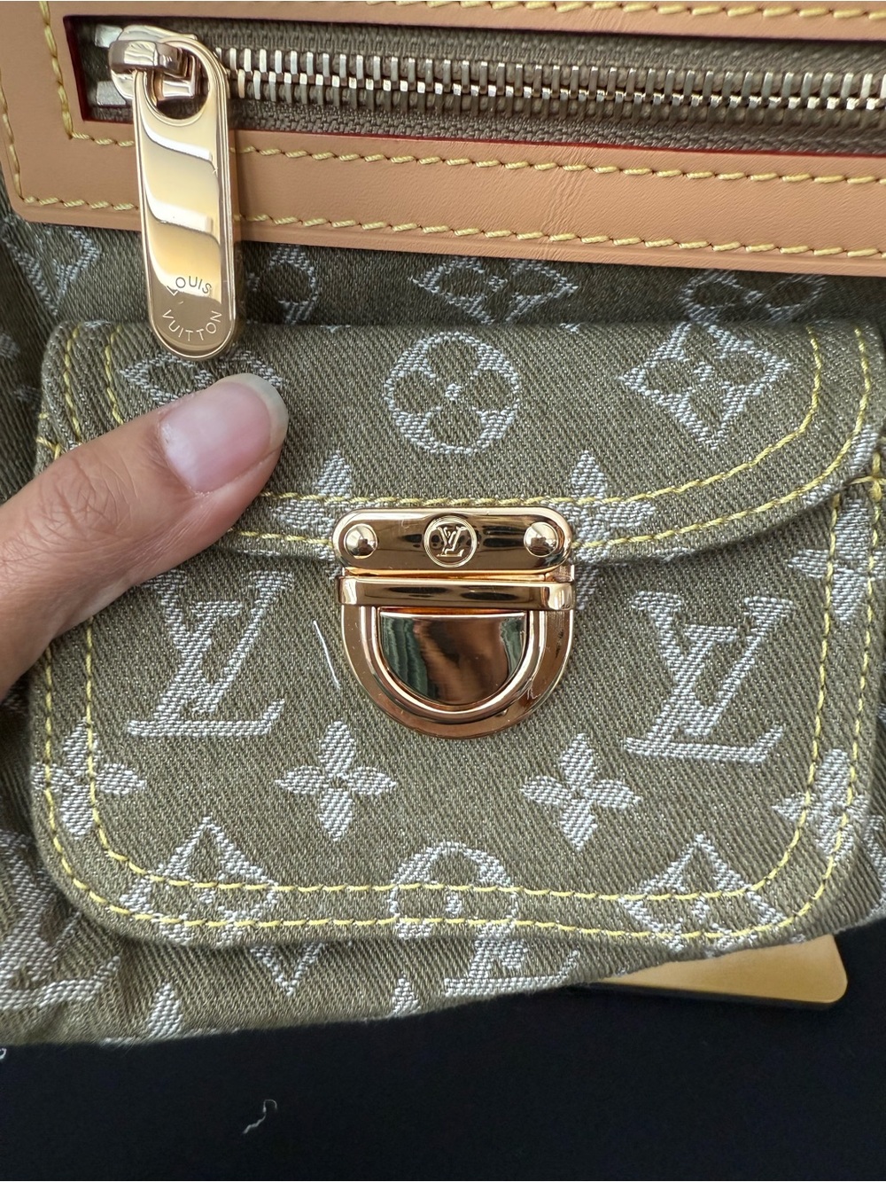 LV Olive green denim shoulder bag - Picture 3 of 12